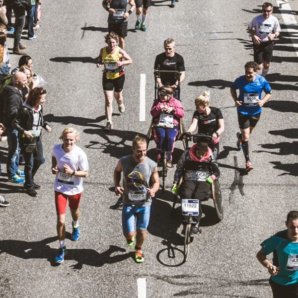 Luftfoto af deltagere fra Team Tvilling til CPH Maraton 2017