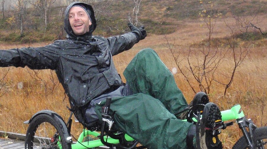 Mand på trehjulet cykel/MoveGreen